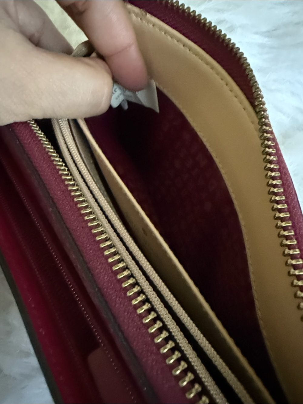 kate spade burgundy leather wristlet wallet - Picture 7 of 8